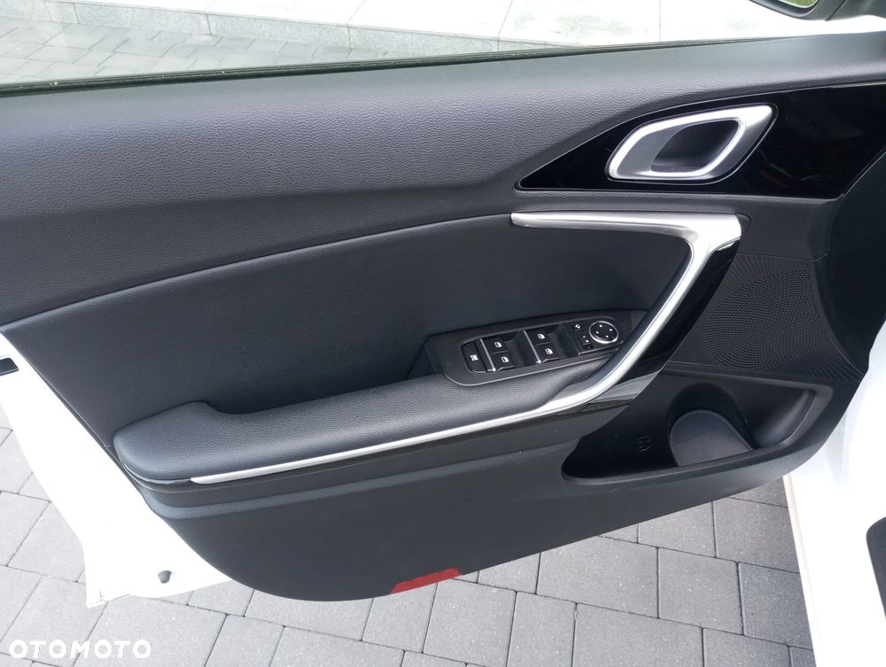 Kia Ceed 1.5 T-GDI L Business Line - 19