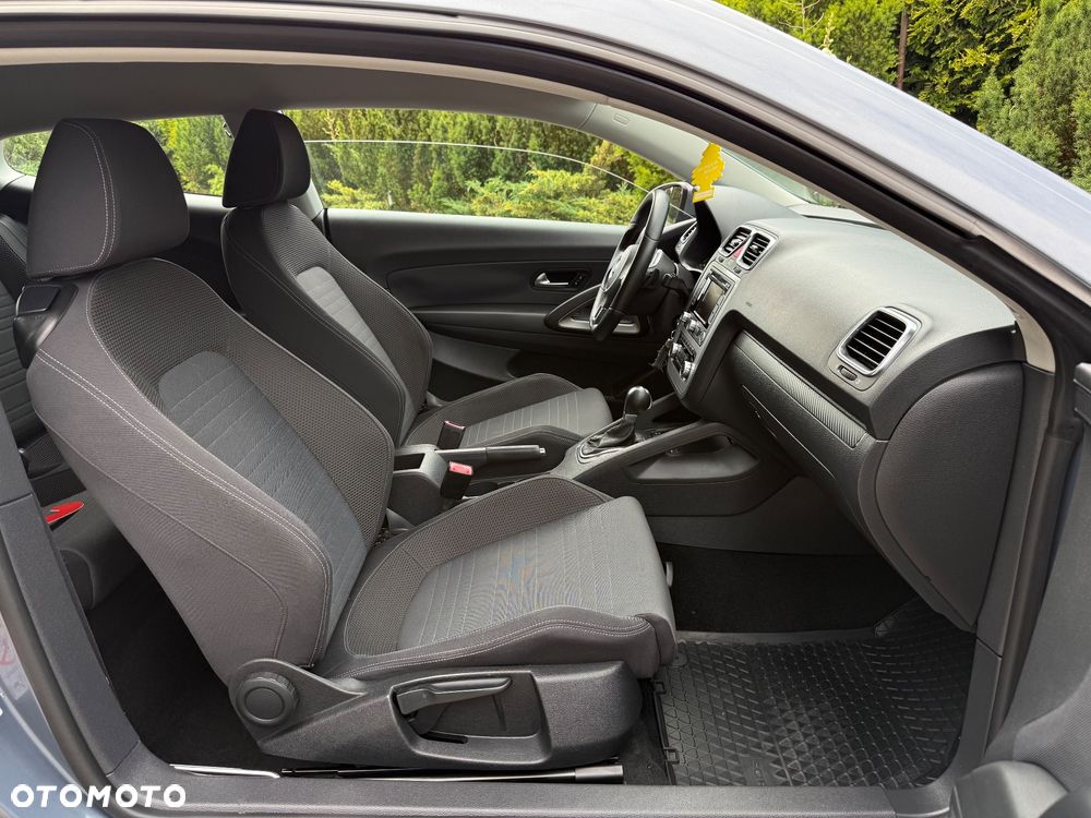 Volkswagen Scirocco 1.4 TSI DSG Edition - 10