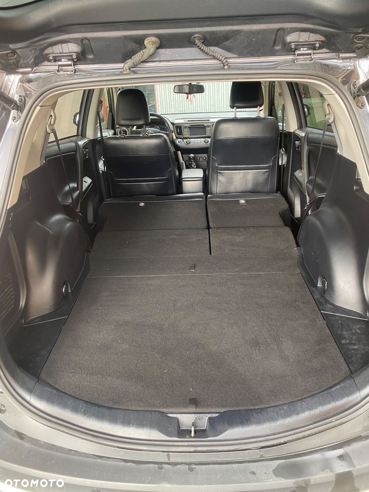 Toyota RAV4 2.2 D-4D Prestige - 12