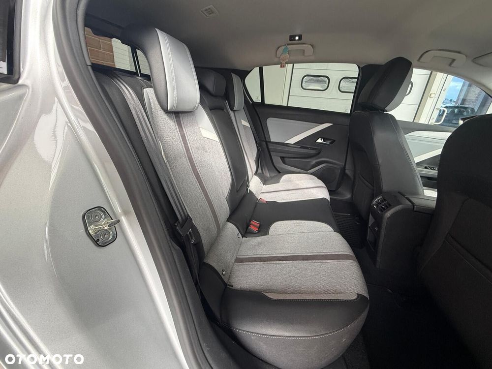 Opel Astra 1.5 CDTI Elegance S&S - 13