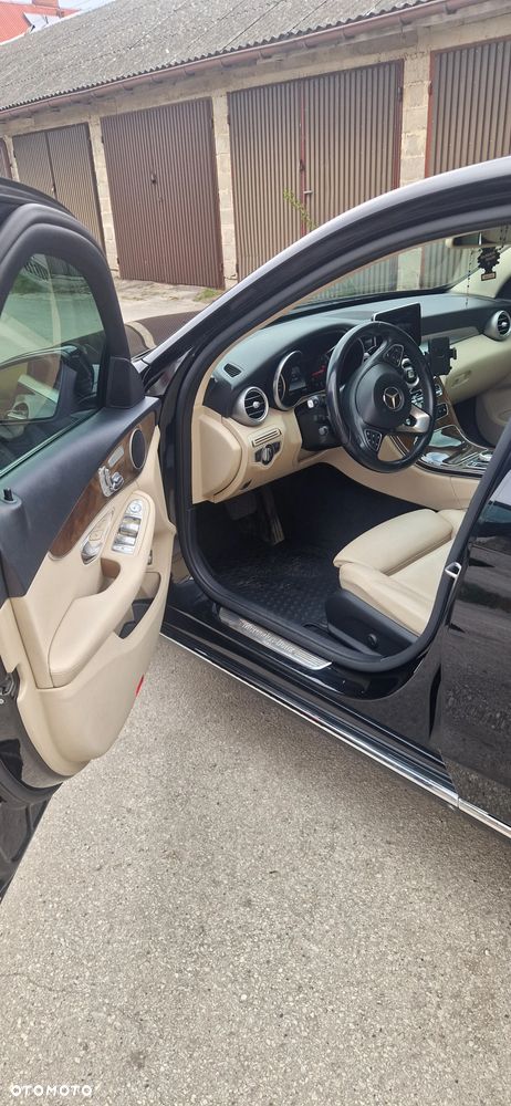 Mercedes-Benz Klasa C 300 7G-TRONIC Exclusive - 18