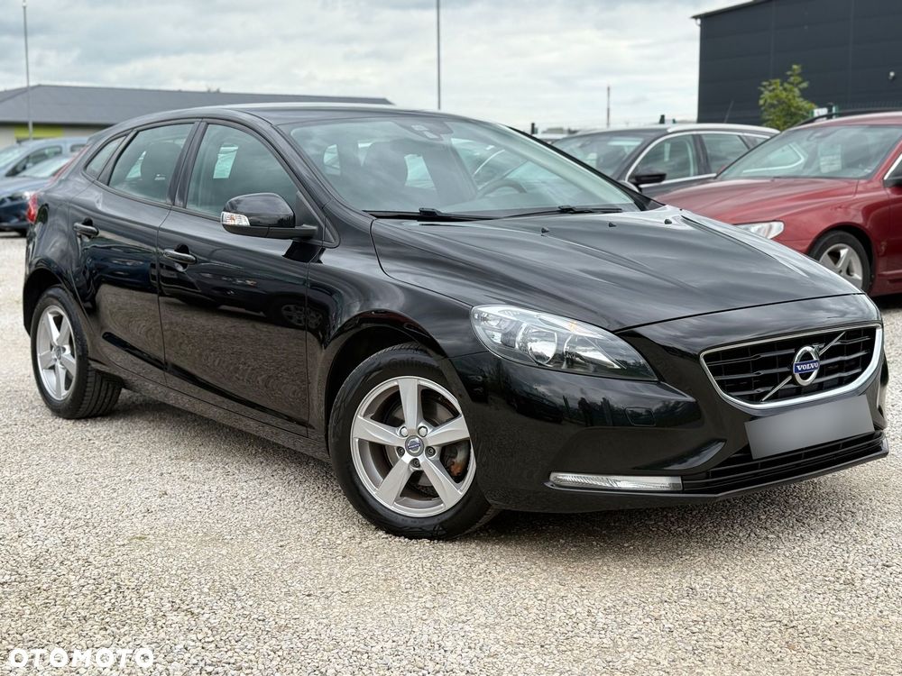 Volvo V40 - 16