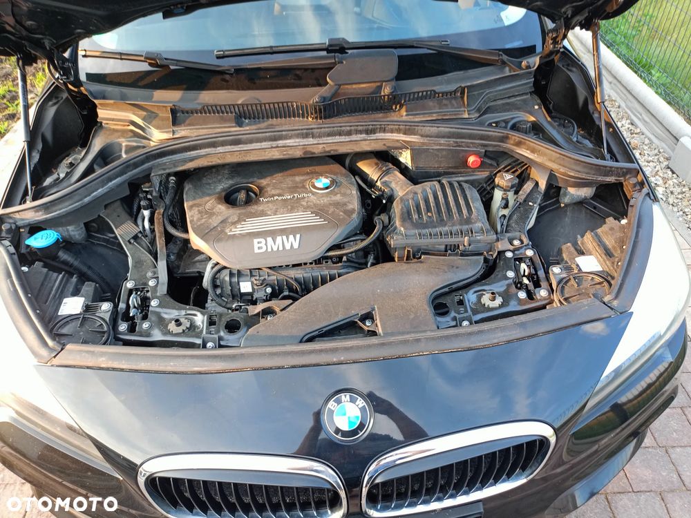 BMW Seria 2 218i - 13