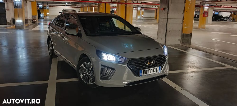 Hyundai IONIQ - 1