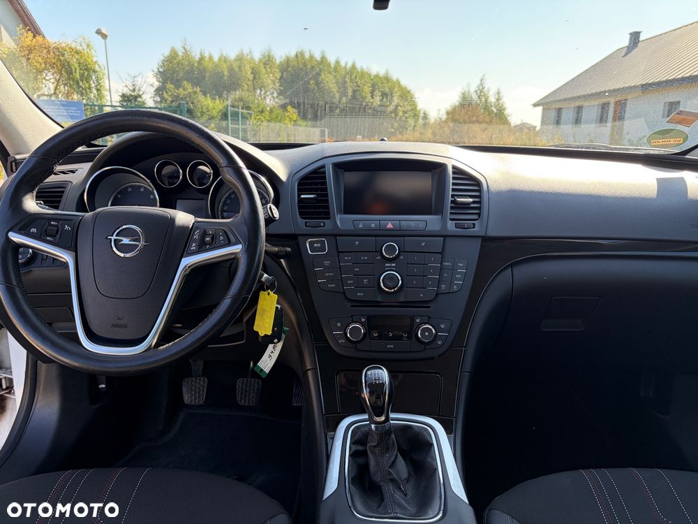 Opel Insignia 2.0 CDTI Design Edition - 9