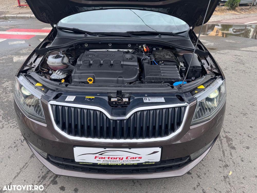 Skoda Octavia 1.6 TDI DSG Style - 18