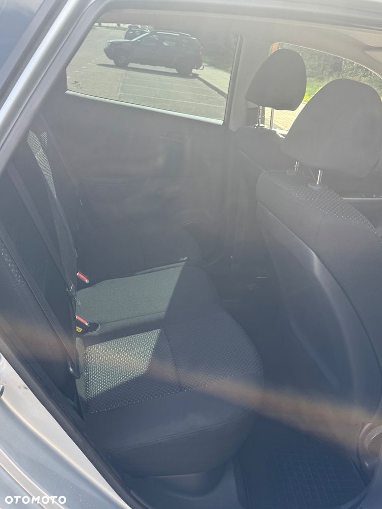 Hyundai i30 1.4 Classic + - 10