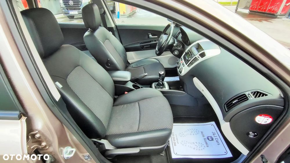 Kia Ceed 1.4 Comfort + - 8