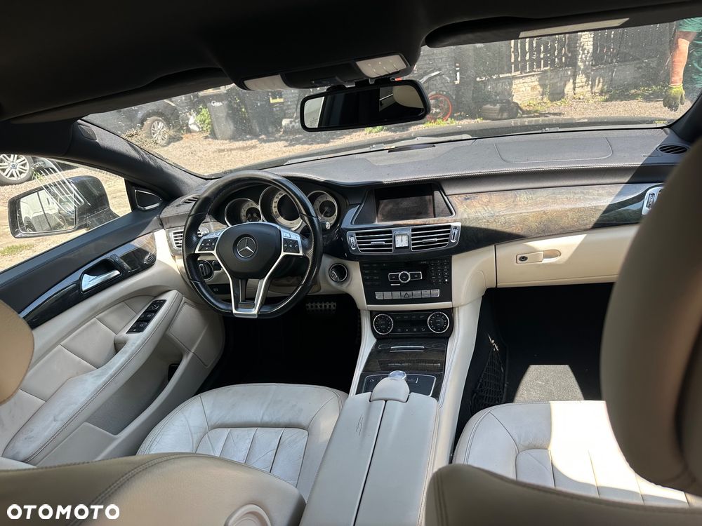 Mercedes-Benz CLS 350 CDI 4-Matic BlueEff - 4