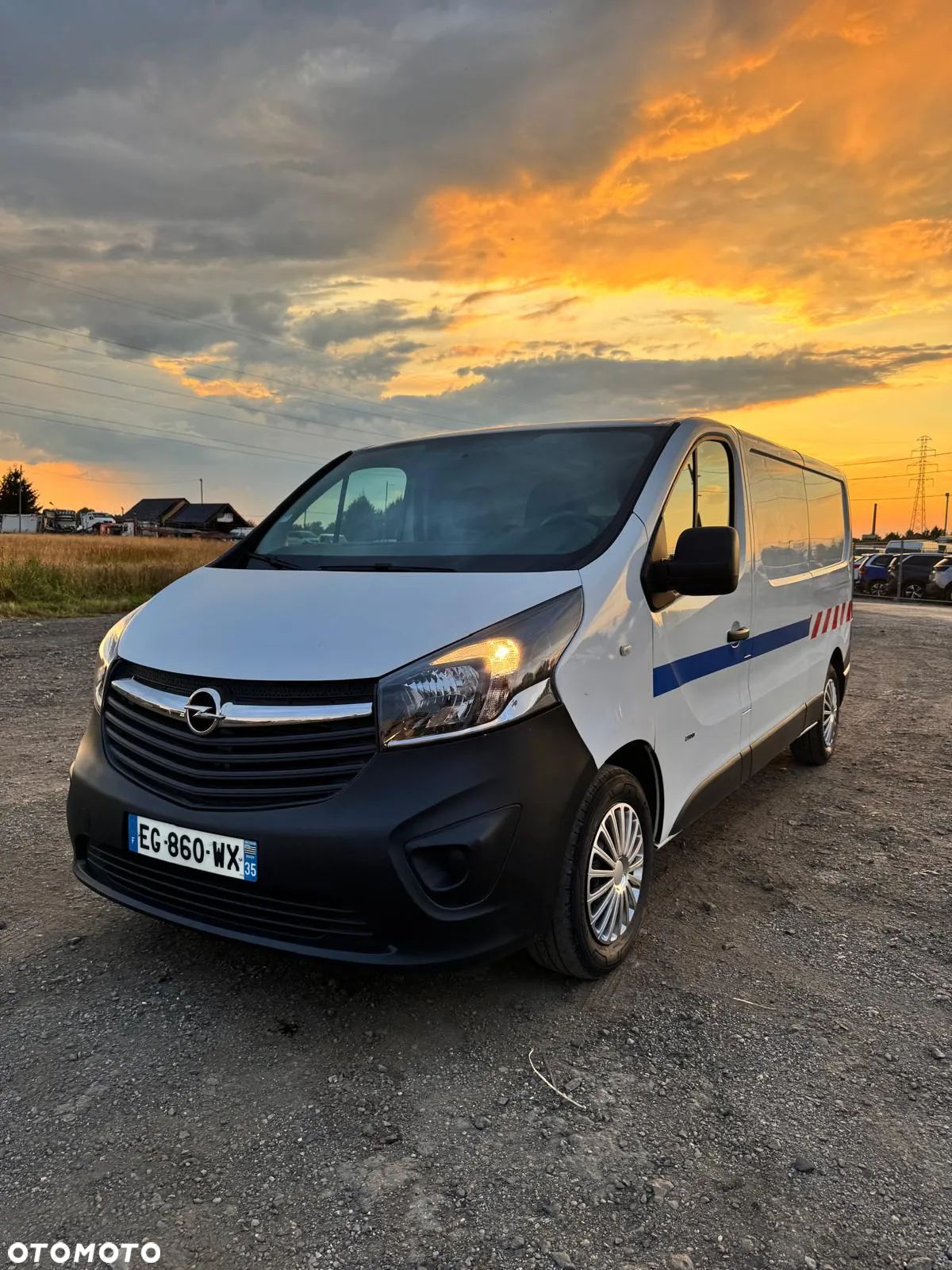 Opel VIVARO - 1
