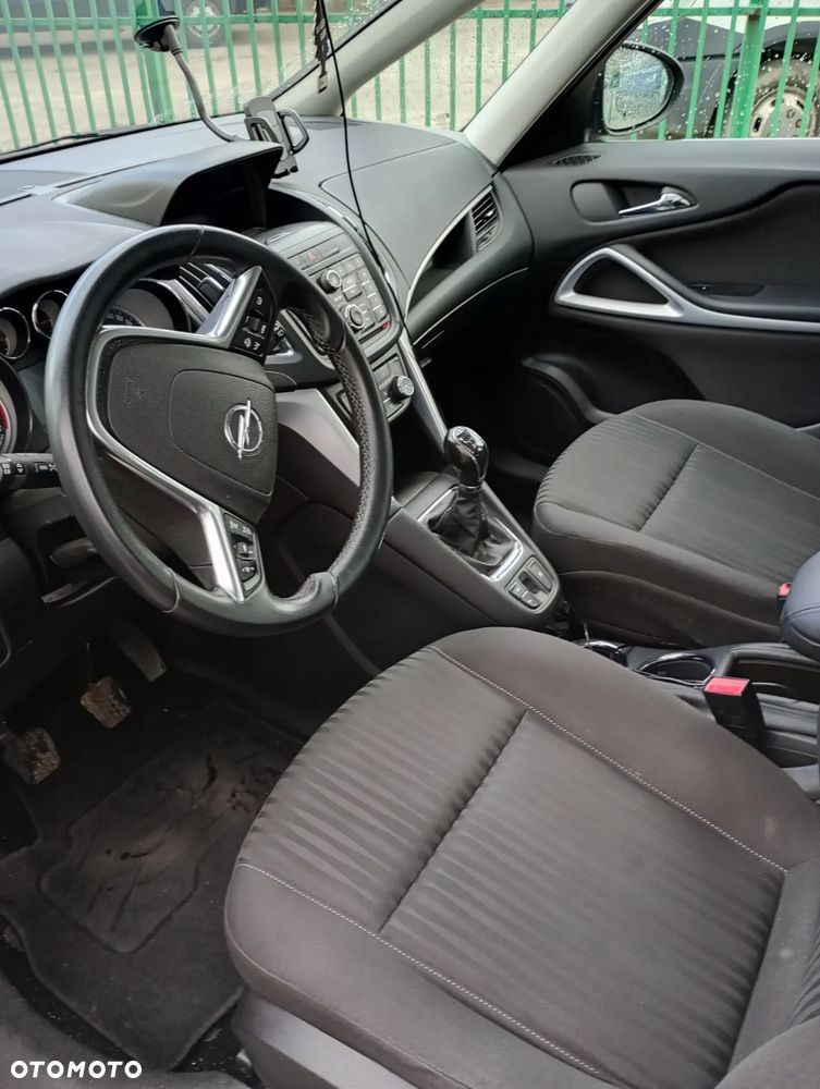 Opel Zafira Tourer 2.0 CDTI ecoFLEX Start/Stop Edition - 10