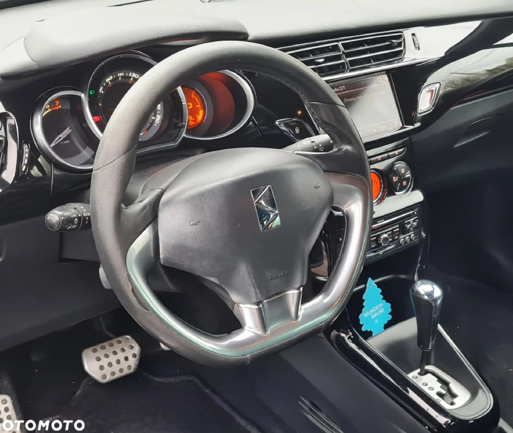 Citroën DS3 1.6 VTi SoChic - 13