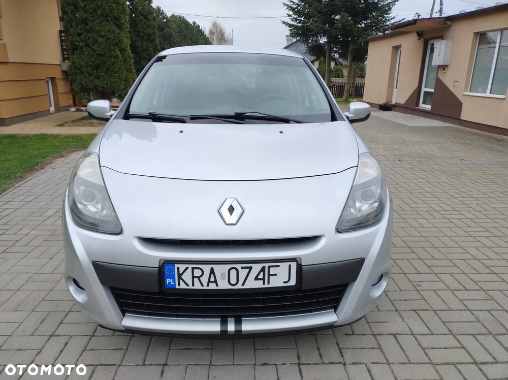 Renault Clio 1.2 16V 75 Dynamique - 19