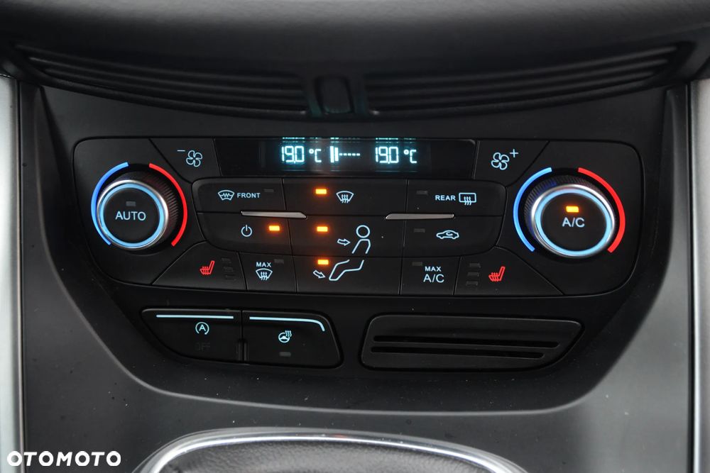 Ford Kuga 1.5 EcoBlue FWD ST-Line - 34