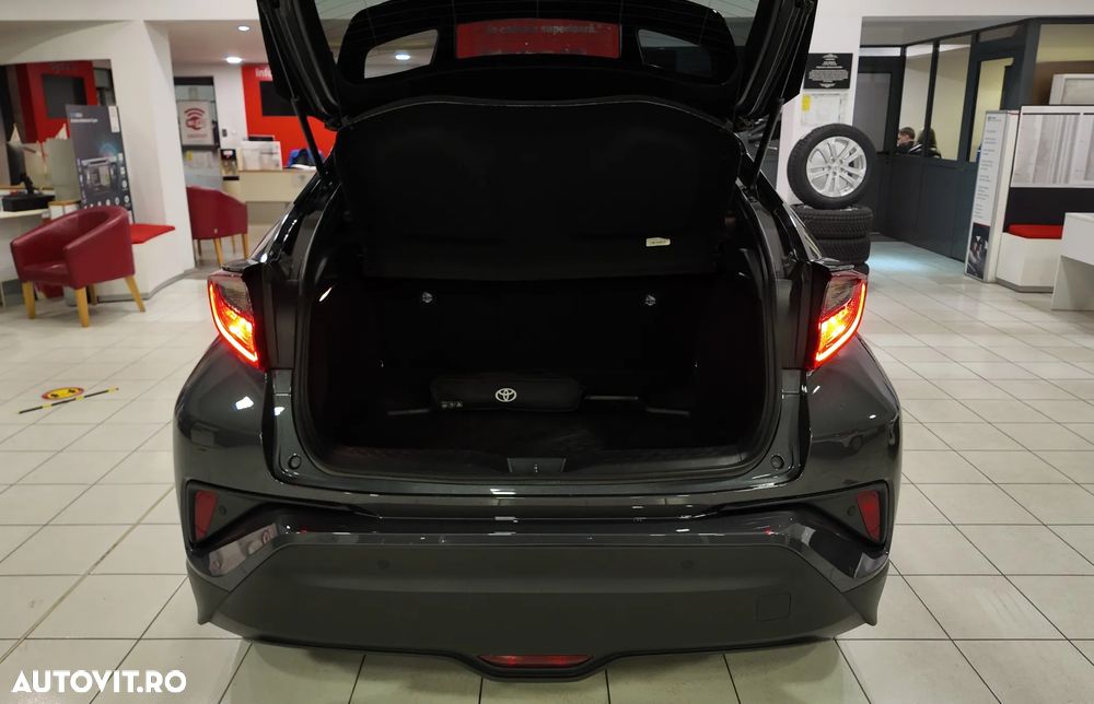 Toyota C-HR 1.8 HSD 122 CP 4x2 CVT C-lassy bi-tone - 33