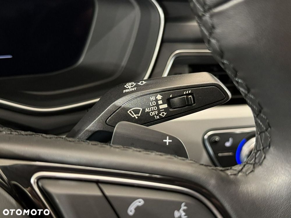 Audi A4 Limousine - 16