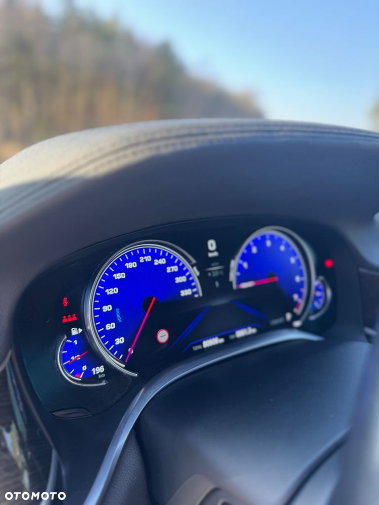 BMW Seria 7 - 30