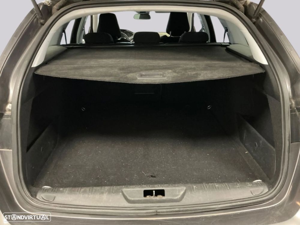 Peugeot 308 SW - 7