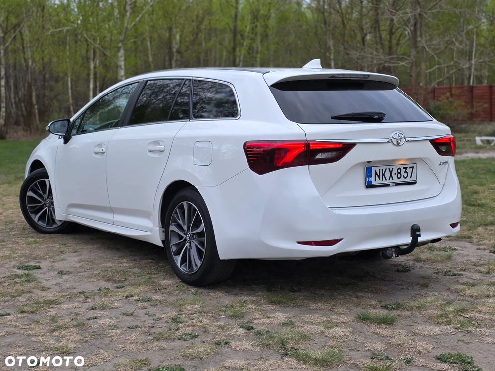 Toyota Avensis Touring Sports 1.8 Multidrive S Business Edition - 5