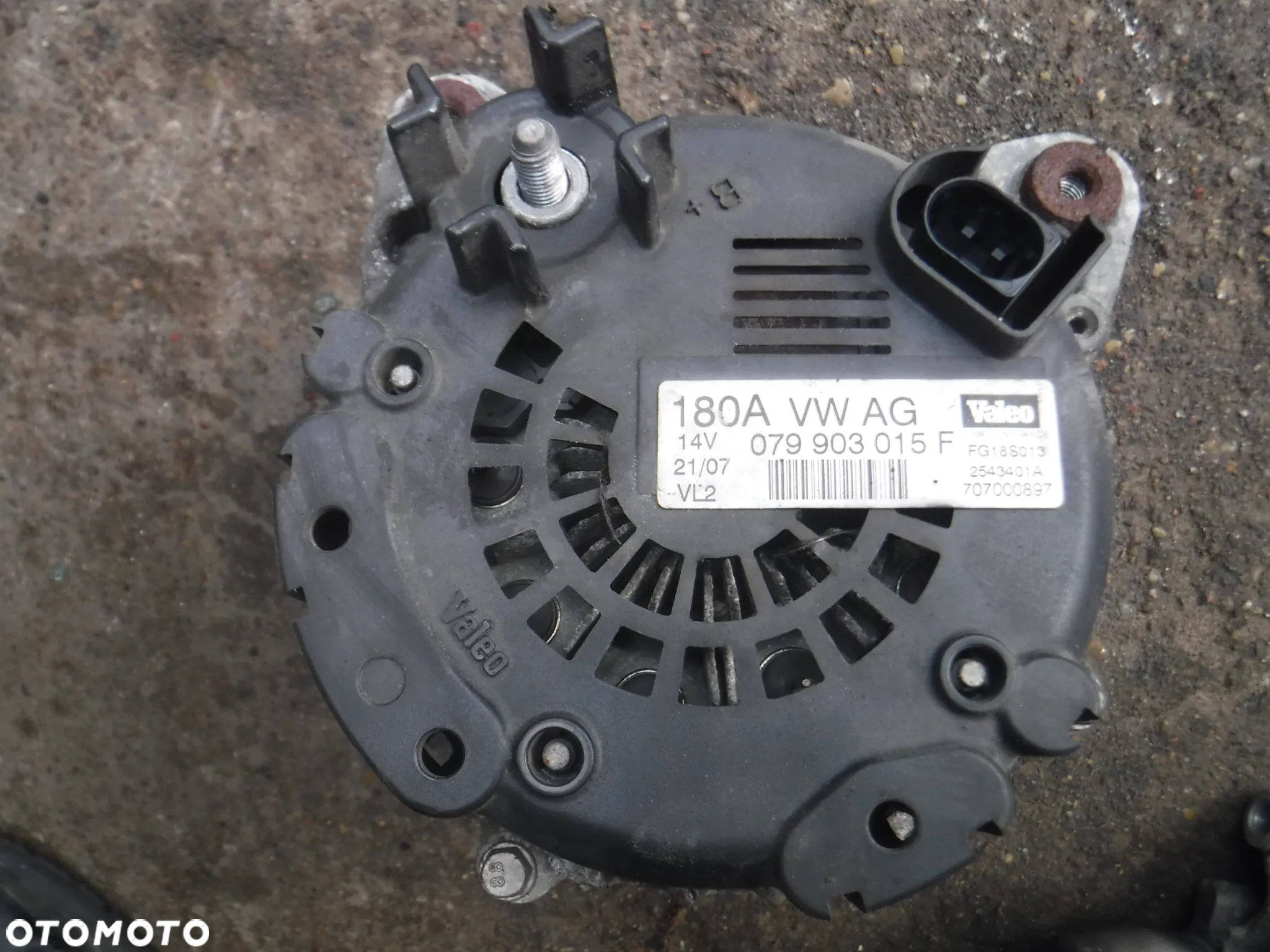 Audi S5 S4 A4 A5 SQ5 8T  4.2 V8 FSI 180A alternator 079903015F180A - 2