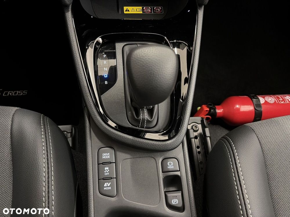 Toyota Yaris Cross Hybrid 1.5 Executive - 22