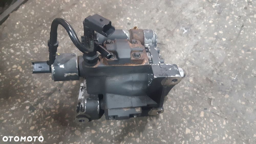 POMPA WTRYSKOWA RENAULT MEGANE II 1.5DCI 02-05R - 2