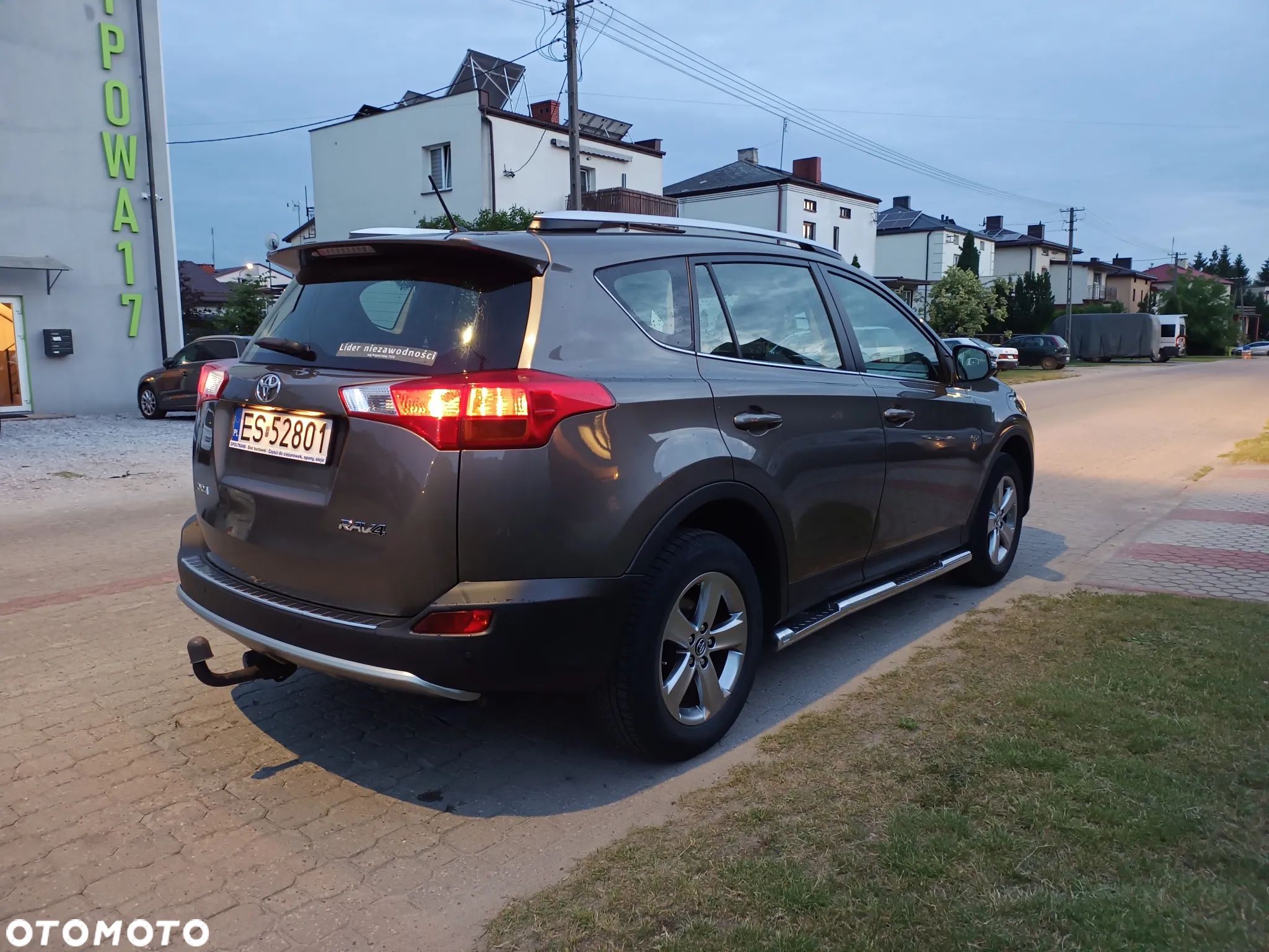 Toyota RAV4 2.0 D-4D Premium 4x2 - 5
