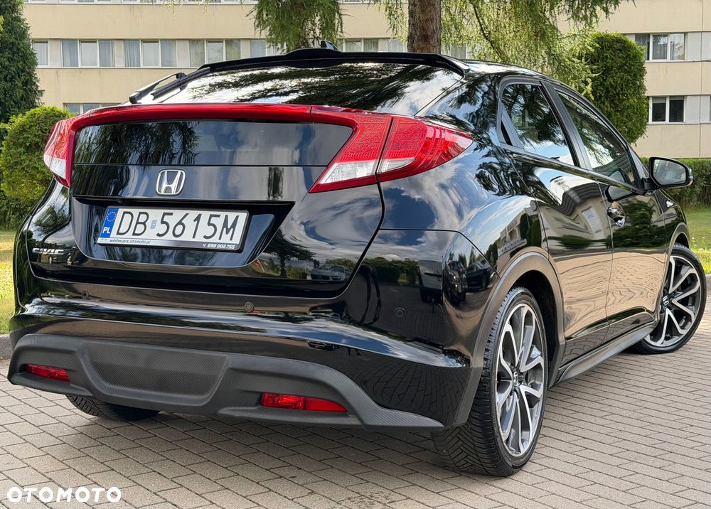 Honda Civic 1.8 Executive NAVI - 24