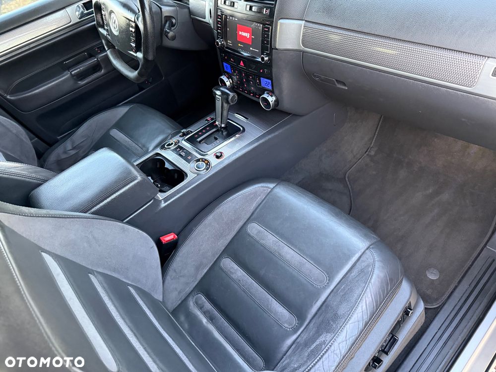 Volkswagen Touareg 3.0 V6 TDI DPF Automatik Individual - 19