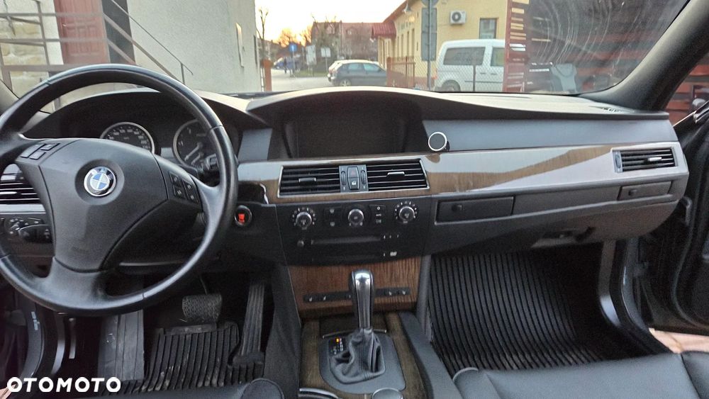 BMW Seria 5 - 31