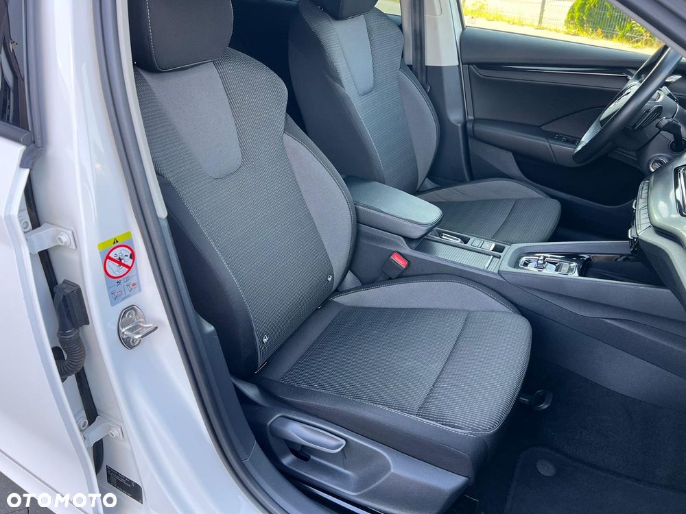 Skoda Octavia 2.0 TDI DSG Style - 18