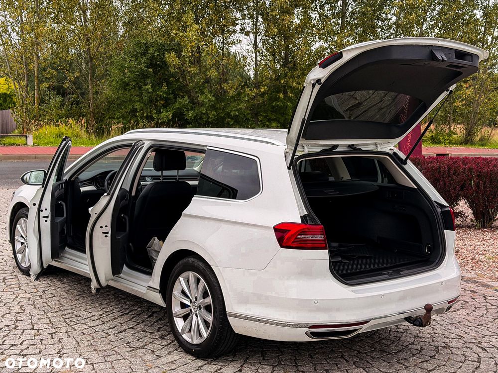 Volkswagen Passat - 28