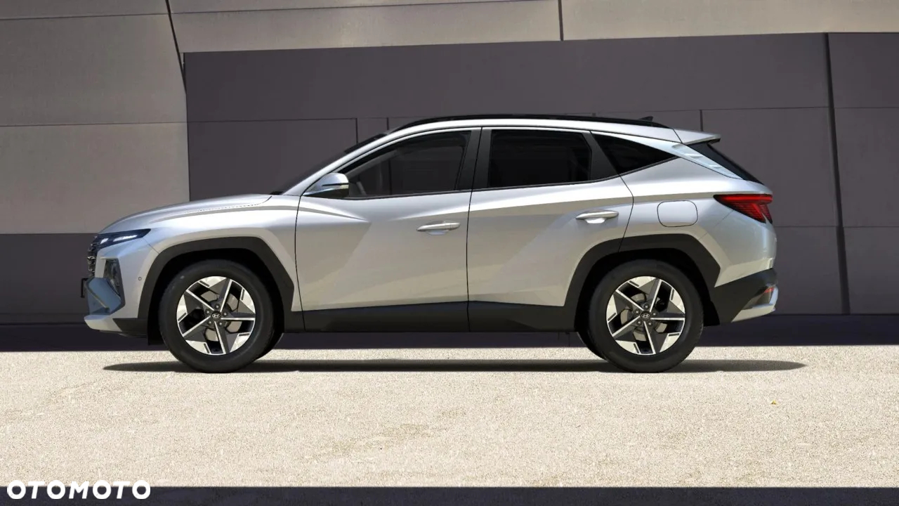 Hyundai Tucson - 2