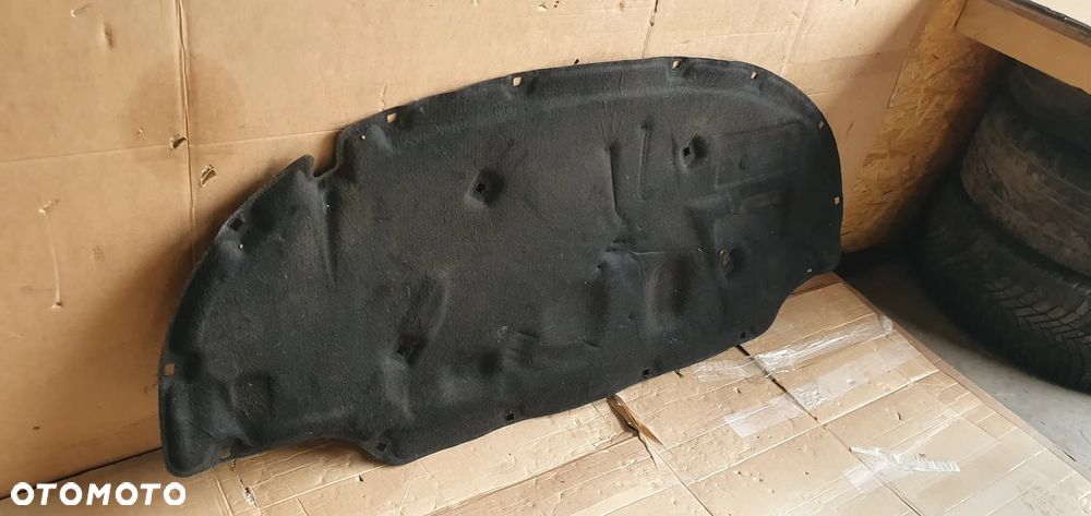 Wygłuszenie maski podbitka Audi A3 8P - 4