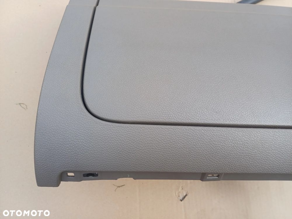 Schowek pasażera Golf VI Europa brąz - 4