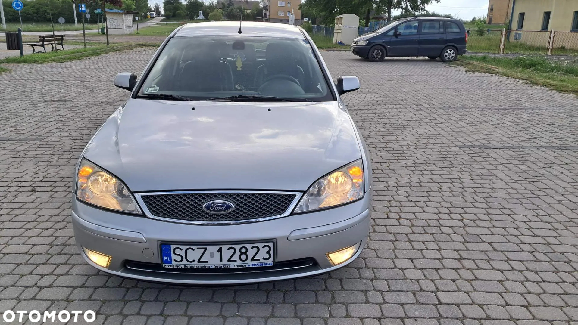 Ford Mondeo Turnier 2.0 TDCi Ghia - 16