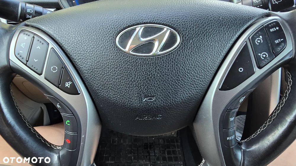 Hyundai i30 1.6 CRDi Comfort - 13