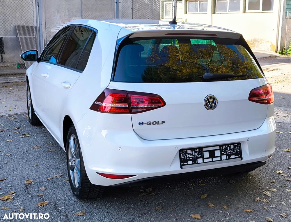 Volkswagen Golf - 5