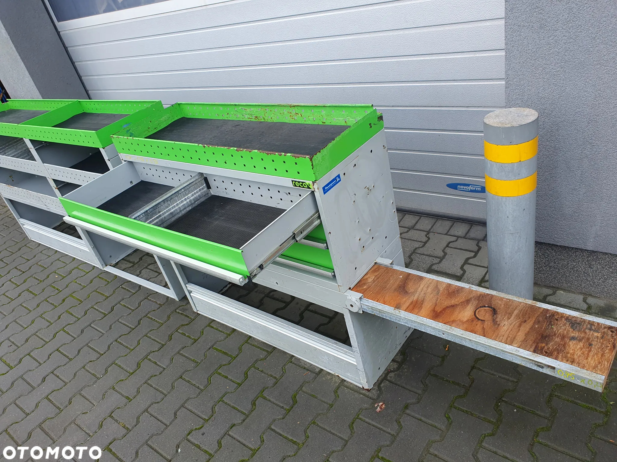 Zabudowa warsztatowa na auto dostawcze - 3