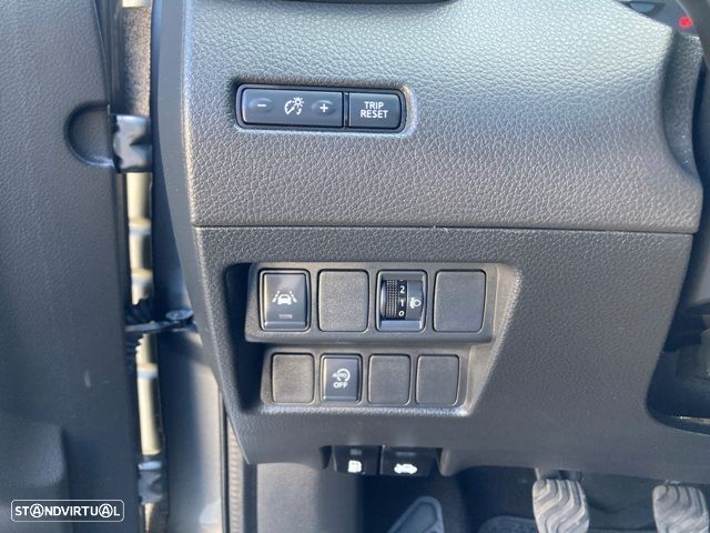 Nissan Qashqai 1.5 dCi N-Connecta - 23