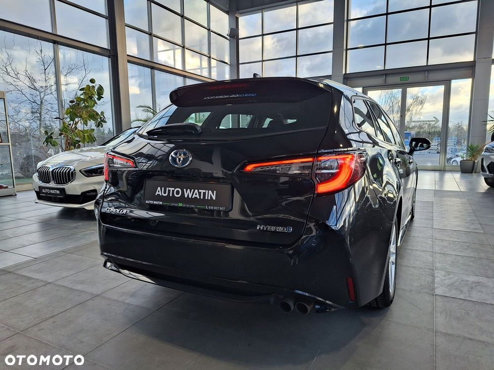 Toyota Corolla 2.0 Hybrid Comfort - 5