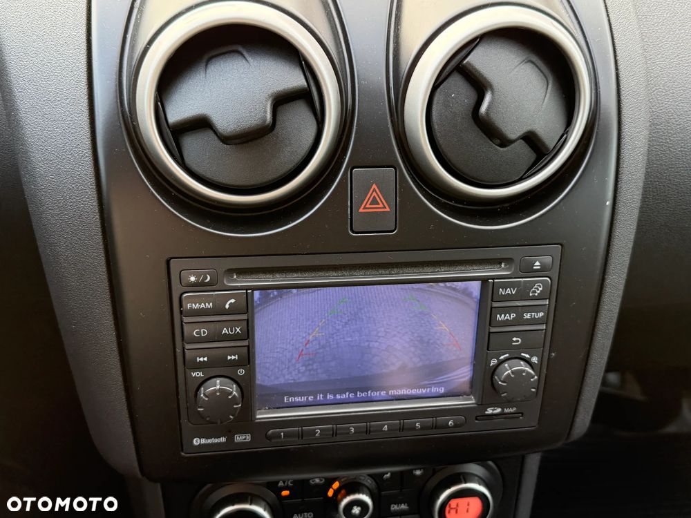 Nissan Qashqai 2.0 dCi 4x4 Tekna Premium - 37