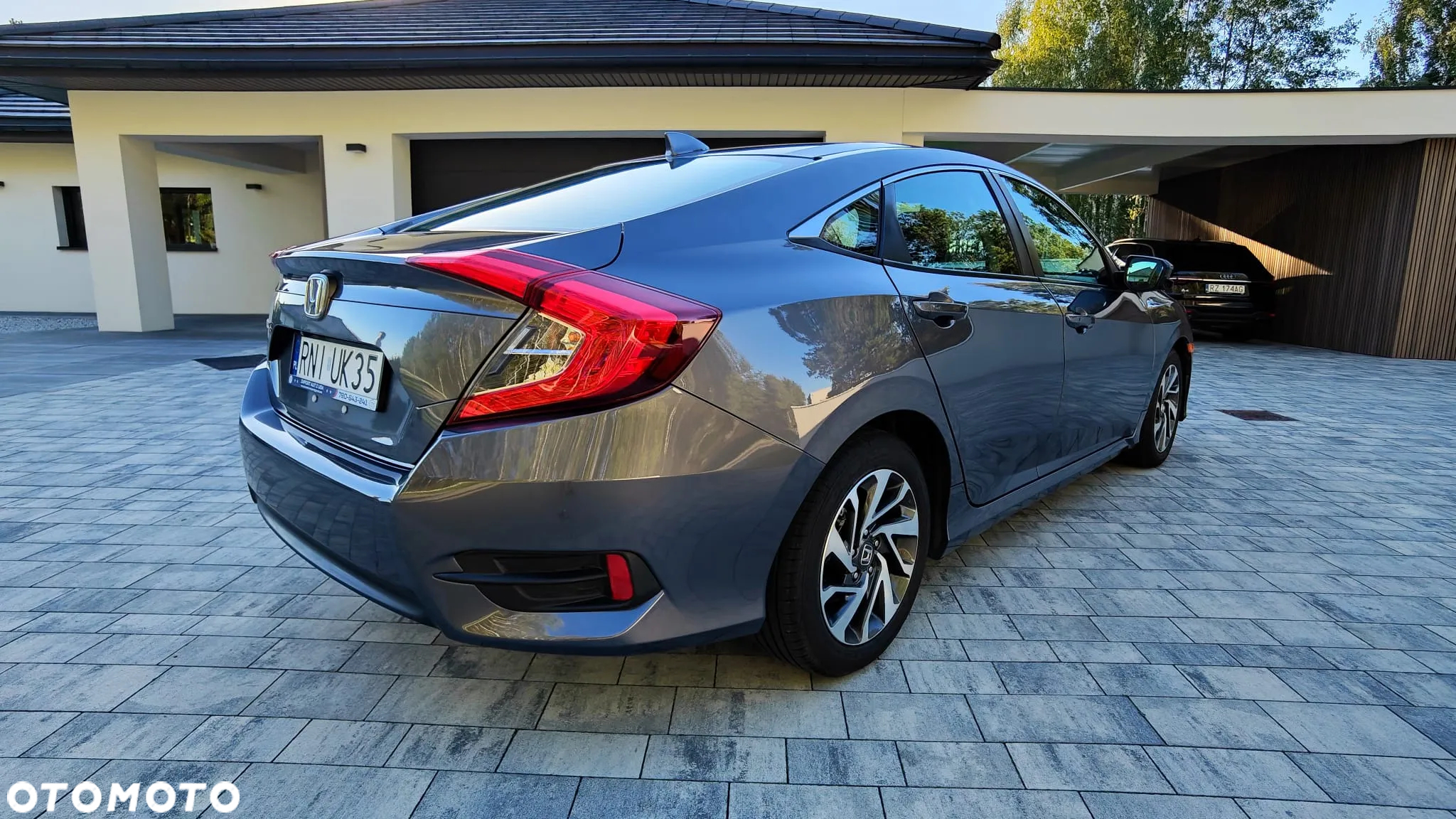 Honda Civic 2.0 i-VTEC LX CVT - 9
