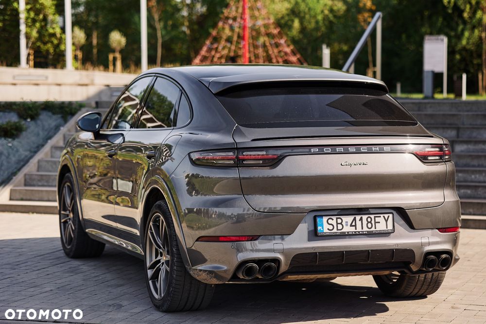Porsche Cayenne E-Hybrid - 2