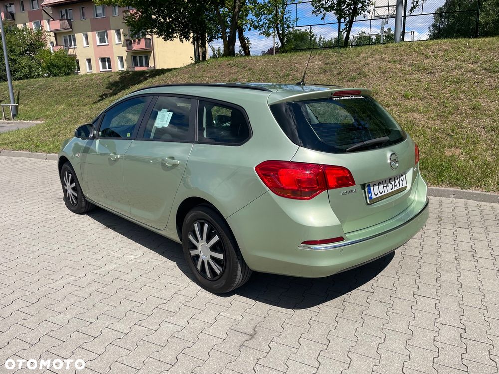 Opel Astra 1.7 CDTI DPF Exklusiv - 4