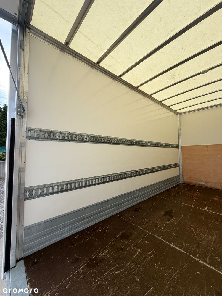 Iveco Daily 35C14 Kontener 8 Palet z windą na bliźniaku Niski Przebieg - 12