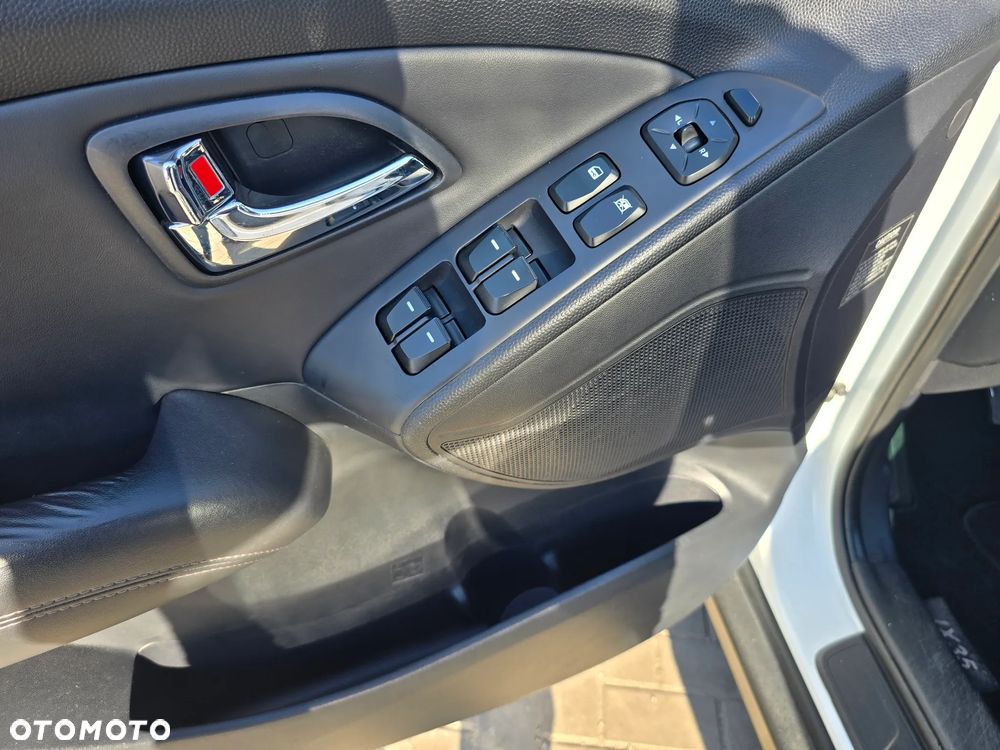 Hyundai ix35 - 24