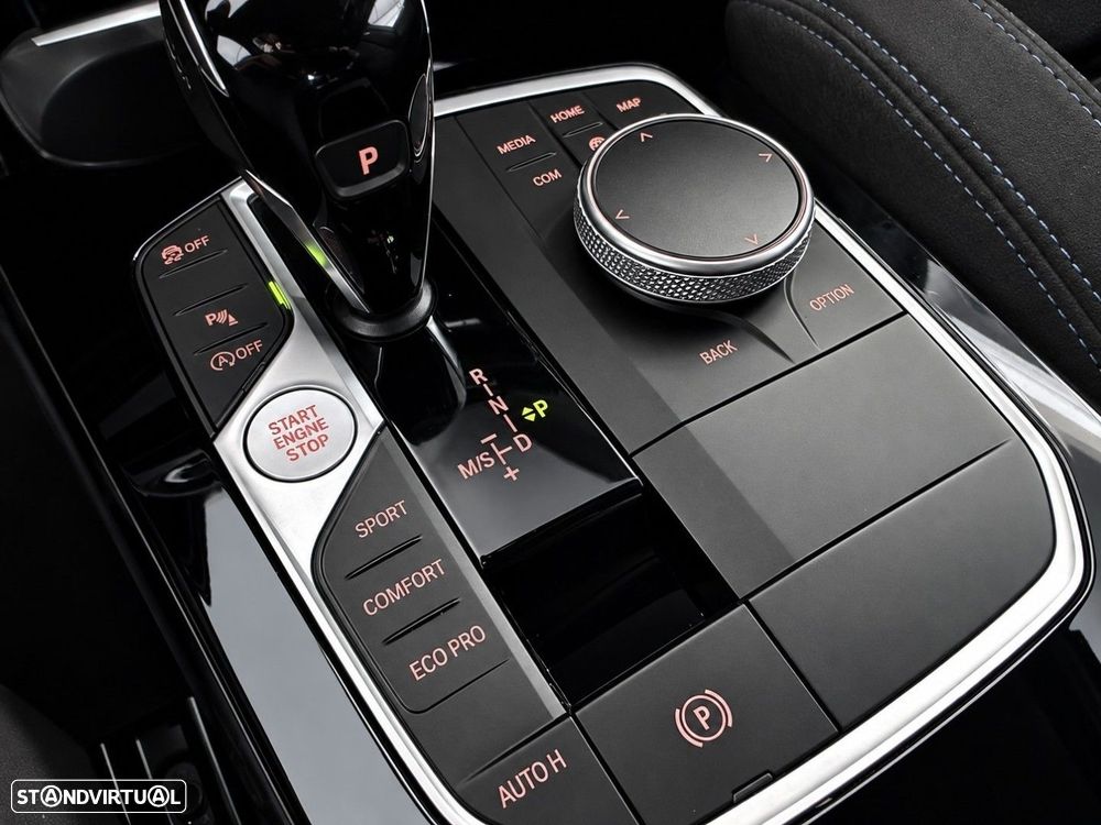 BMW 118 i Pack Desportivo M Auto - 19