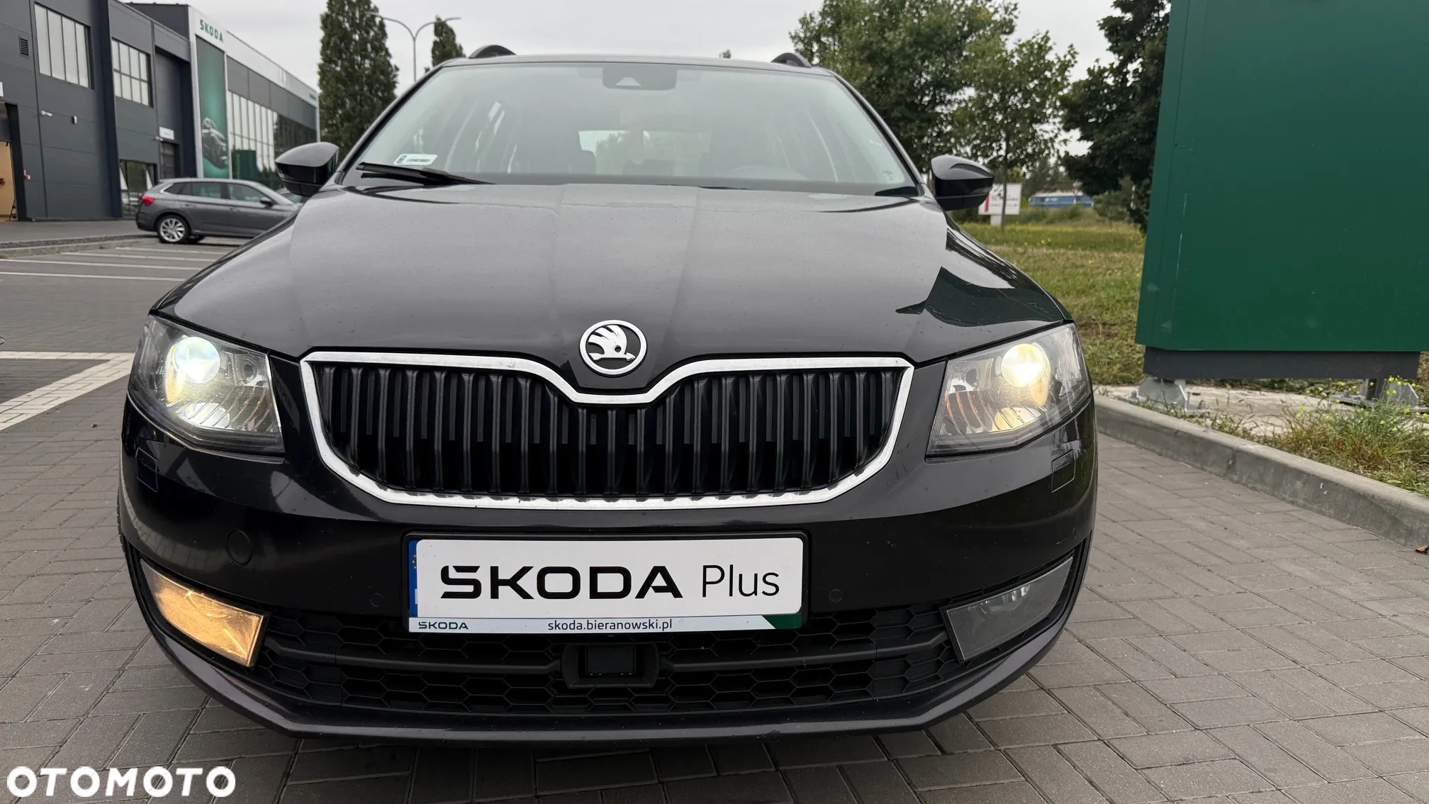 Skoda Octavia 2.0 TDI SCR Style DSG - 2