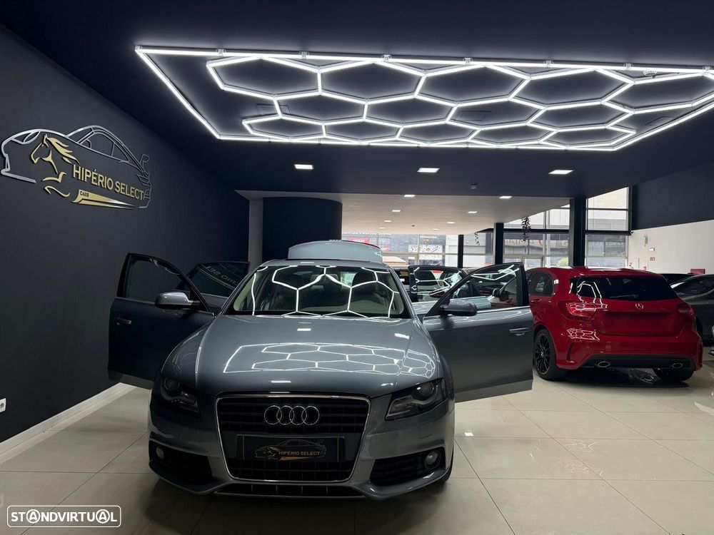 Audi A4 2.0 TDI exclusive Multitronic - 7